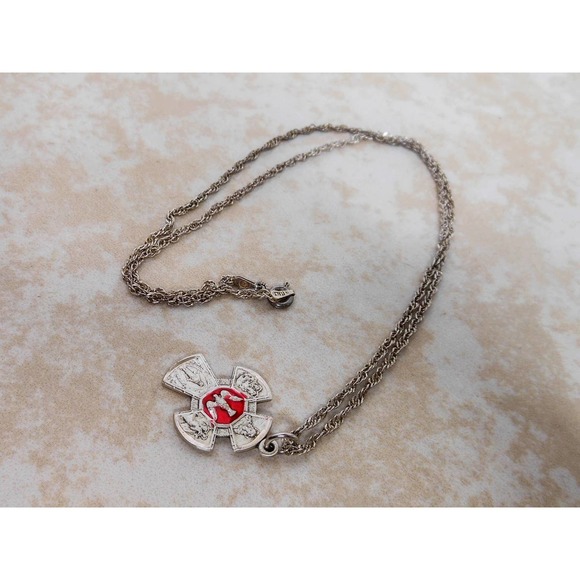 Vintage Sterling 4 Way Saints Cross Charm Pendant Necklace 18 Inch - Picture 2 of 6